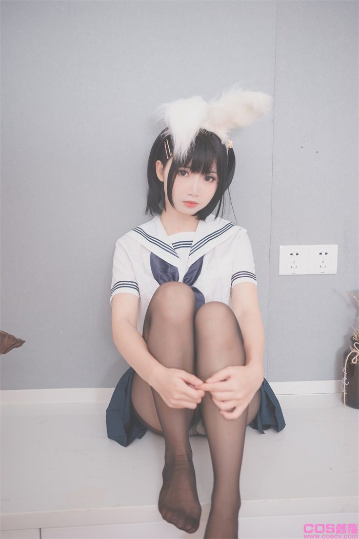 人气动漫Coser@面饼仙儿 面饼兔耳jk【17P/170MB】(图2)