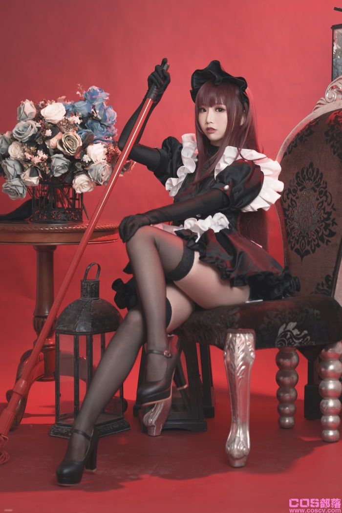 人气动漫Coser@面饼仙儿 斯卡哈女仆【20P/181MB】(图2)