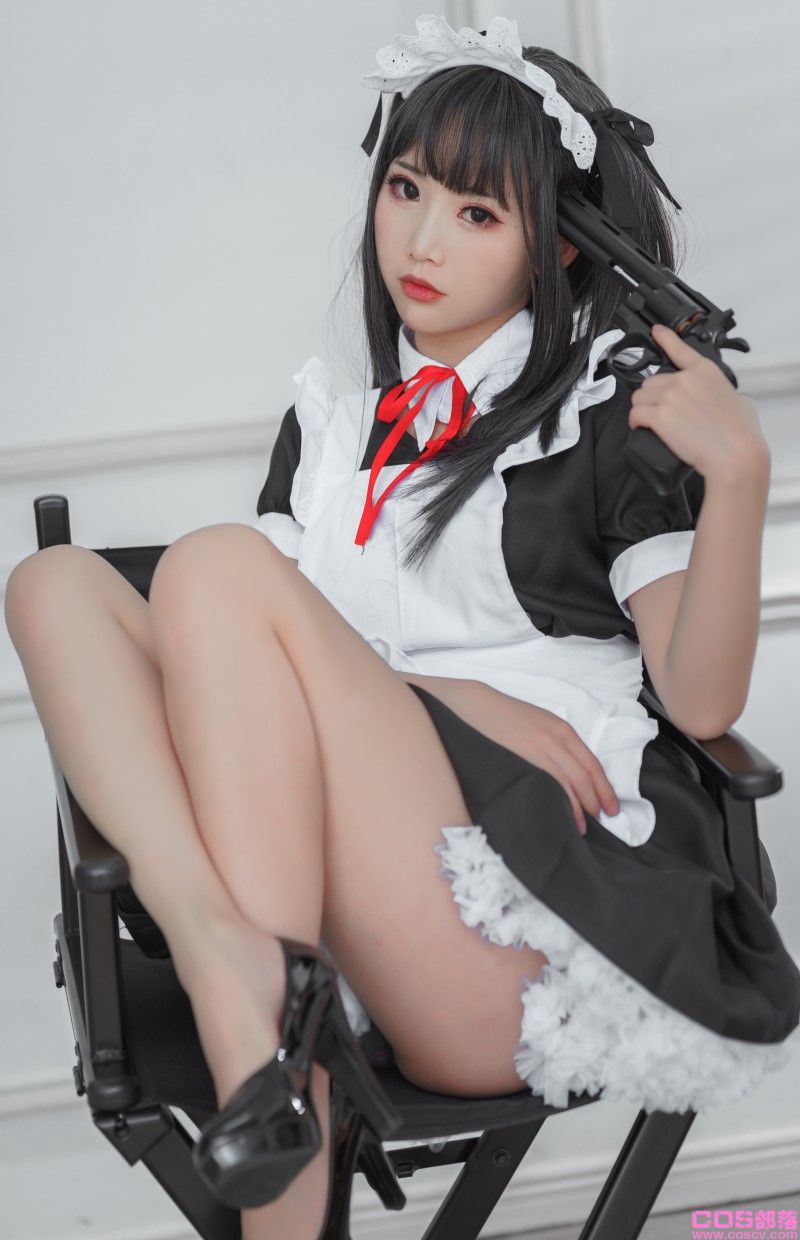 人气动漫Coser@面饼仙儿 左轮女仆【15P/124MB】(图3)
