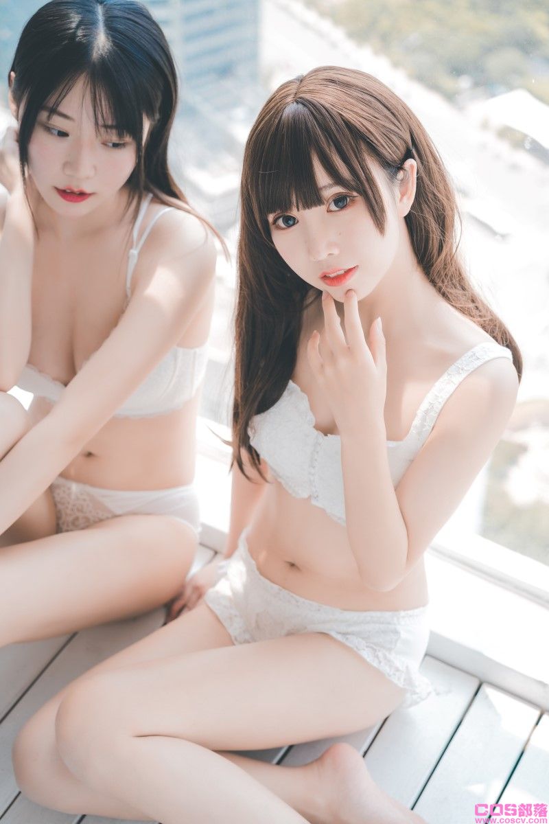 人气动漫Coser@面饼仙儿 饼饼和香草喵【23P/247MB】(图3)