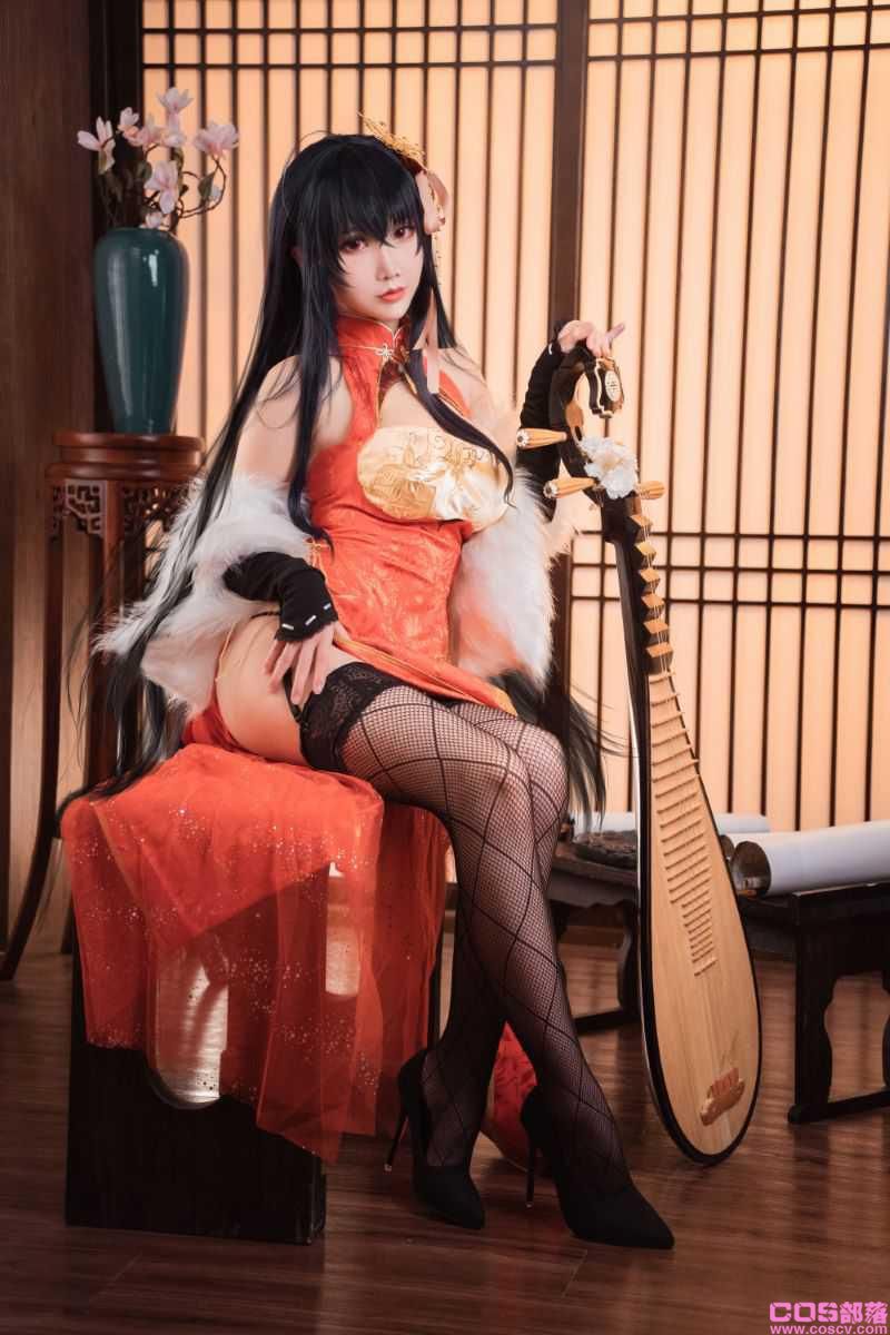 人气动漫Coser@面饼仙儿 大凤旗袍【30P/383MB】(图2)