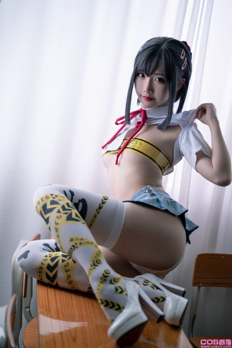 人气动漫Coser@面饼仙儿 短校服胶带【32P/475MB】(图3)
