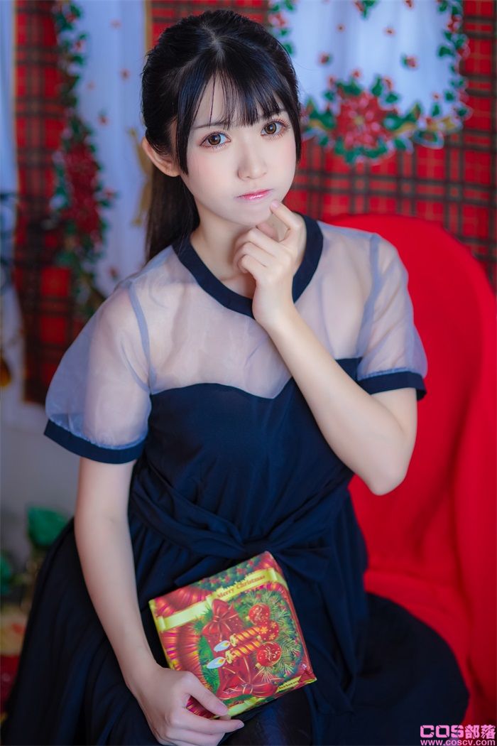 网紅Coser@鳗鱼霏儿 - 加藤惠 礼服【13P/107MB】(图2)