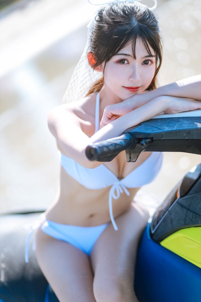 人气动漫Coser@鳗鱼霏儿 海边【46P/674MB】(图3)