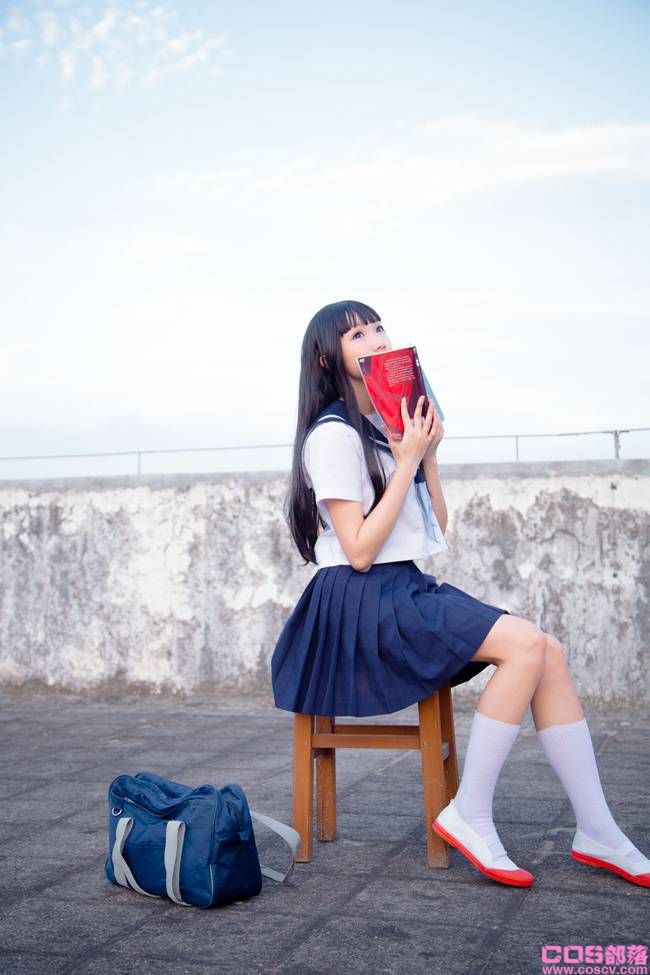 冰菓 角色:千反田爱瑠cosplay Cn:瓜希(图1)