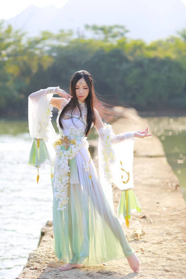 天涯明月刀ol 心王陌上花cosplay n:鹿爷A-Li(图8)