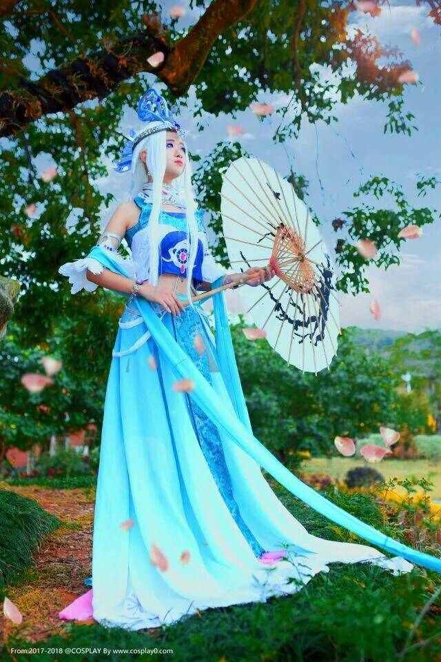 国漫秦时明月汉服雪女Cosplay美女古风(图5)