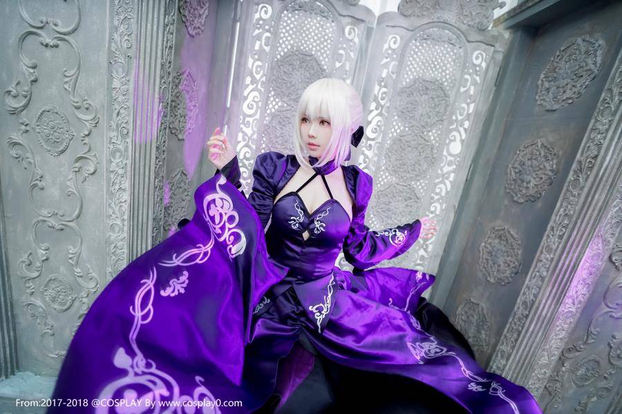 吾王saber同人半次元ElyEE子Cosplay美女写真本(图8)