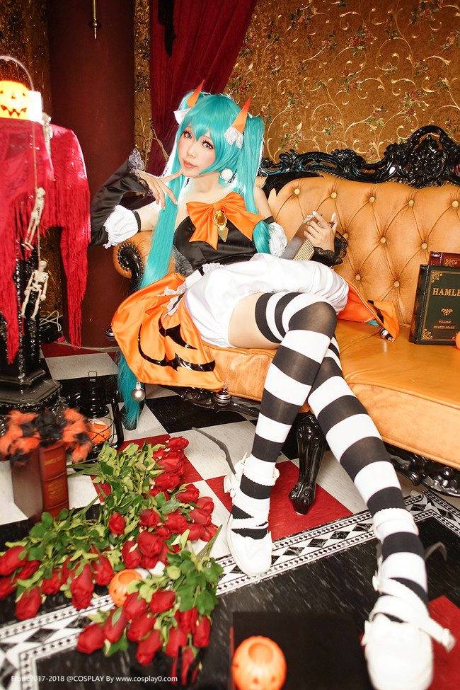 ElyEE子萝莉双马尾初音未来无下限Cosplay美女(图5)