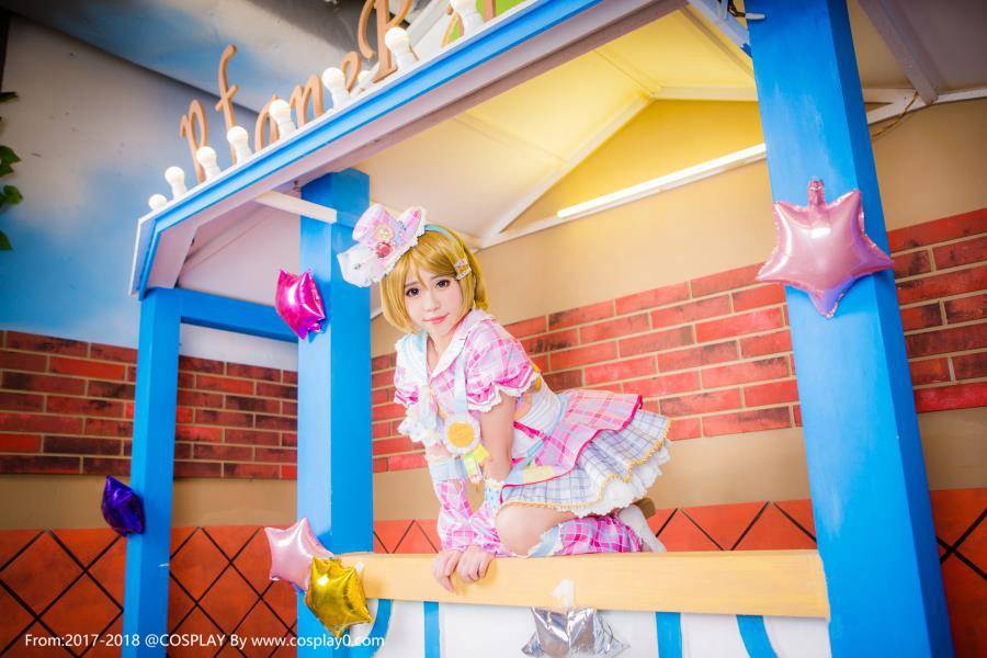 二次元萌妹子Cosplay小泉花阳洋装萝莉图片(图10)