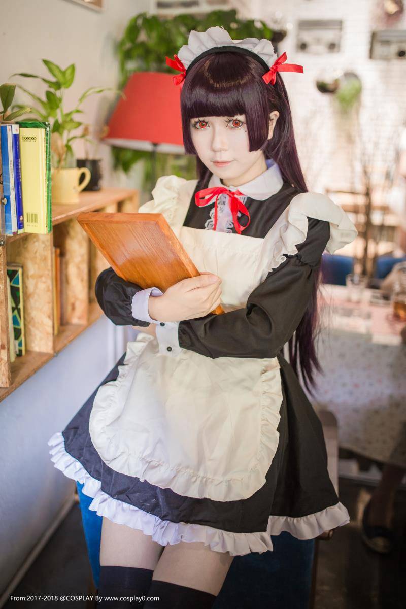 白金x肛塞尾五更琉璃黑猫同人女仆装Cosplay本子(图3)