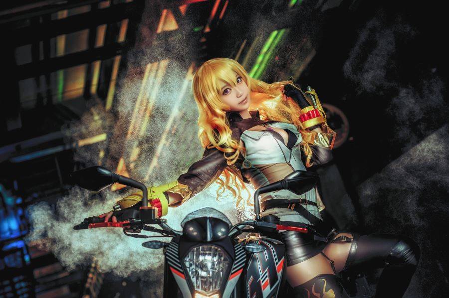 黑川扮演RWBY动漫女主阳小龙机车娘Cosplay(图5)