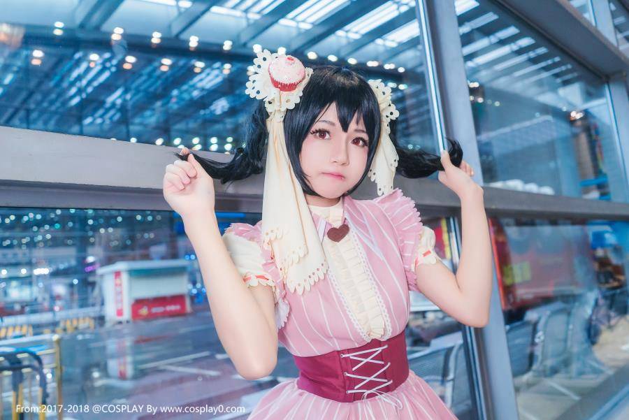 萌妹子桜桃喵双马尾萝莉Cosplay矢泽妮可本子(图8)