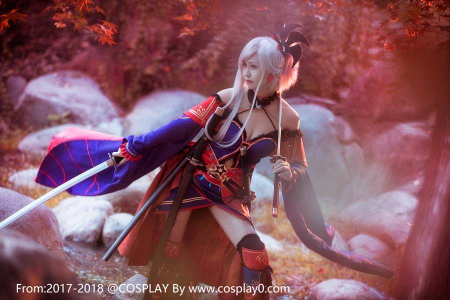 宅男女神汐颜玲CosplayFGO宫本武藏本子(图5)