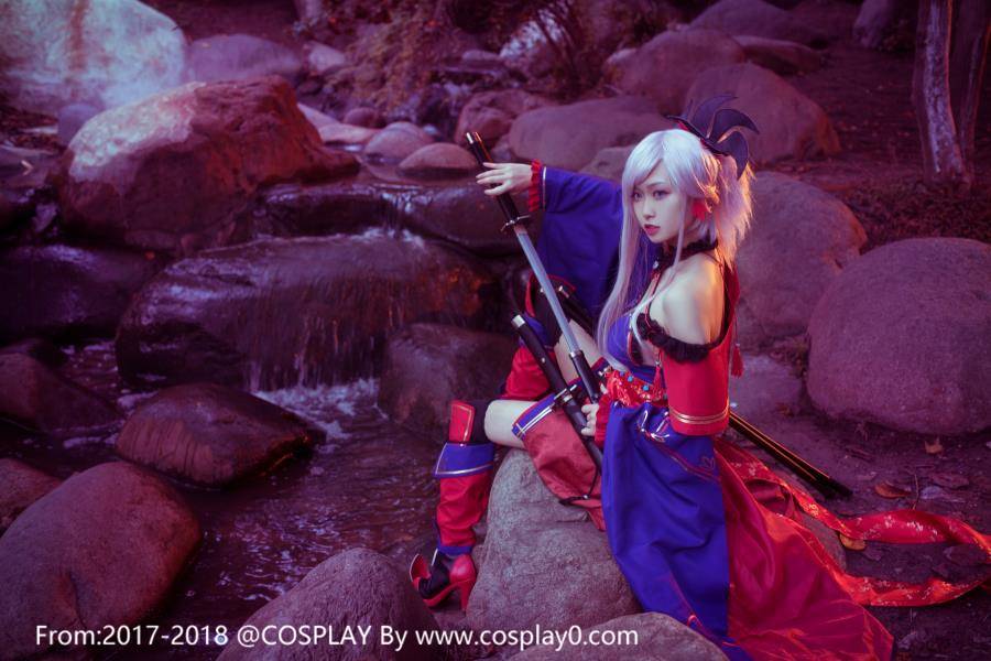 宅男女神汐颜玲CosplayFGO宫本武藏本子(图7)