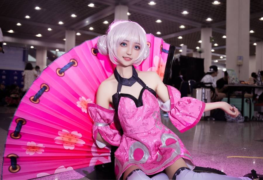 漫展萌妹子Cosplay王者荣耀女英雄小乔萝莉(图5)