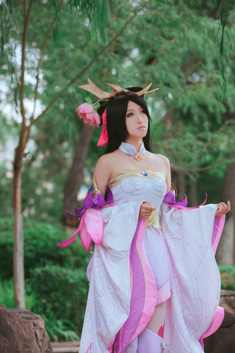 王者荣耀Cos女英雄貂蝉古风美女(图2)