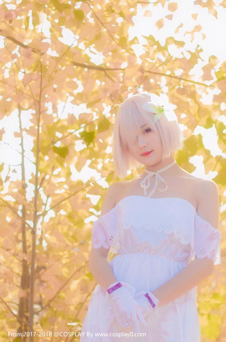 Fate盾娘玛修·基列莱特Cosplay萝莉本子(图6)