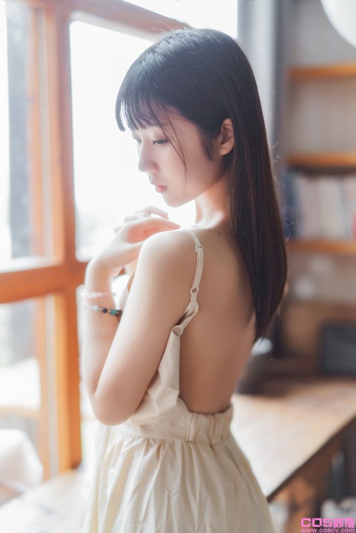 喵糖映画少女写真 VOL.005 青涩的姓感【34P/839MB】(图3)