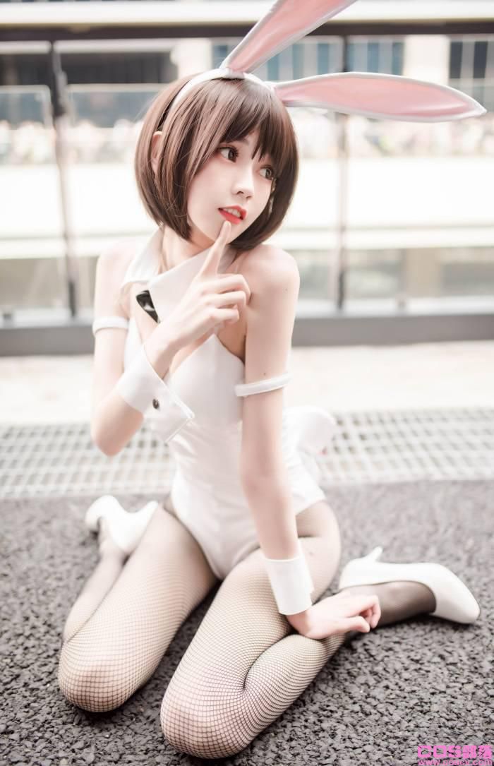 微博红人-动漫博主@你的负卿 圣人惠兔女郎【23P/136MB】(图3)
