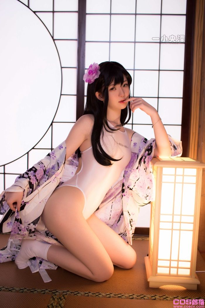 微博妹纸@一小央泽-短袜【41P/49.1MB】(图2)
