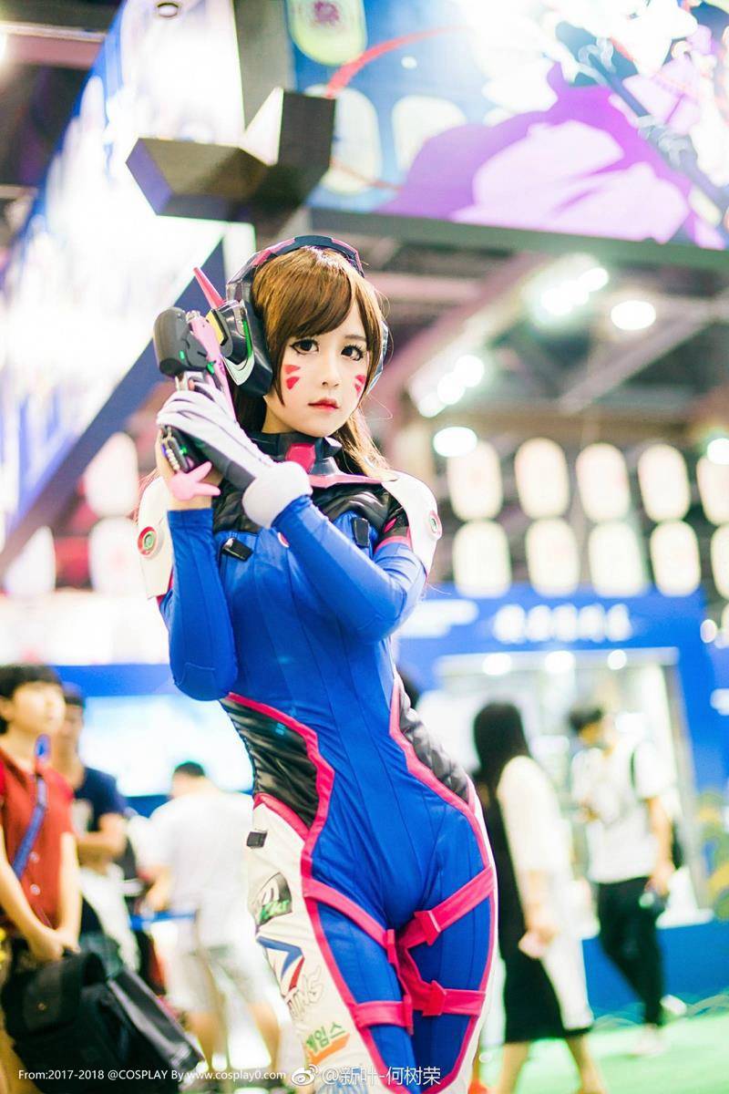 半次元萌芽儿漫展场照守望先锋D.vaCosplay(图3)