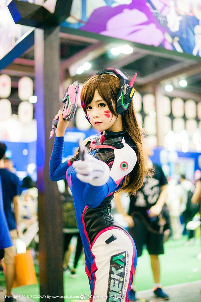 半次元萌芽儿漫展场照守望先锋D.vaCosplay(图8)