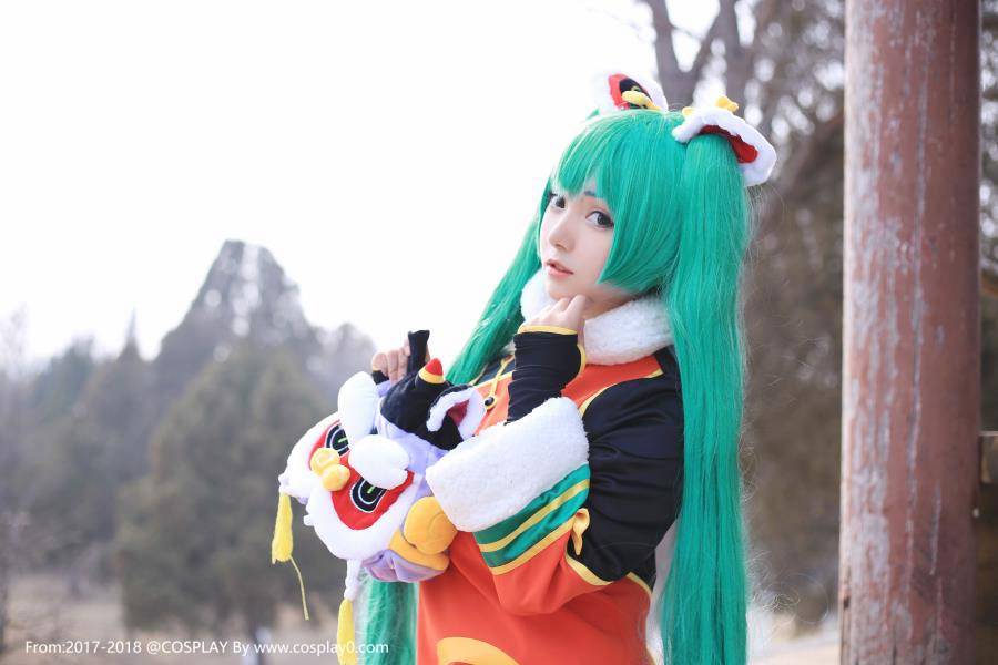 兽耳萝莉双马尾扮演VOCALOID初音未来Coser(图8)