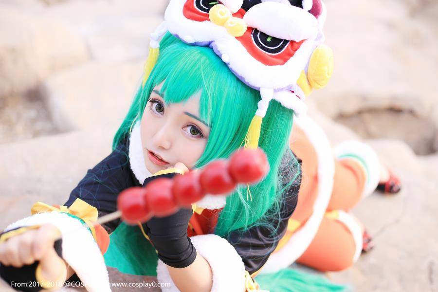 兽耳萝莉双马尾扮演VOCALOID初音未来Coser(图6)
