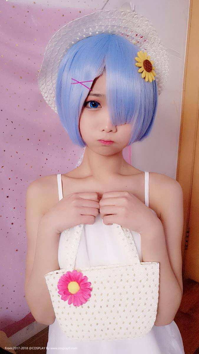 可爱萝莉Coser羽天Shine蕾姆Cosplay自拍(图2)
