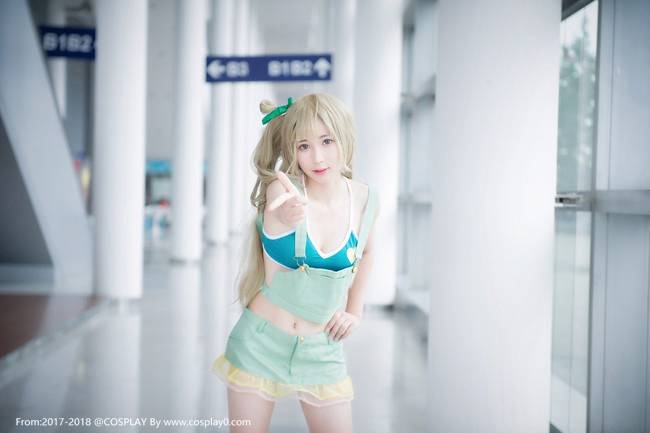 二次元萌妹子大长腿南小鸟Cosplay(图10)