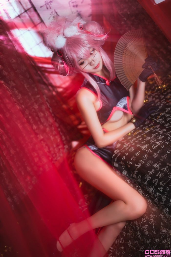 微博红人动漫Coser@-黑川-杀阶旗袍 柯杨斯卡娅【12P/300MB】(图3)
