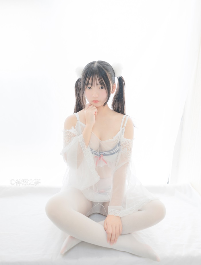 轻兰映画少女写真 Grand.004【64P/312MB】(图3)