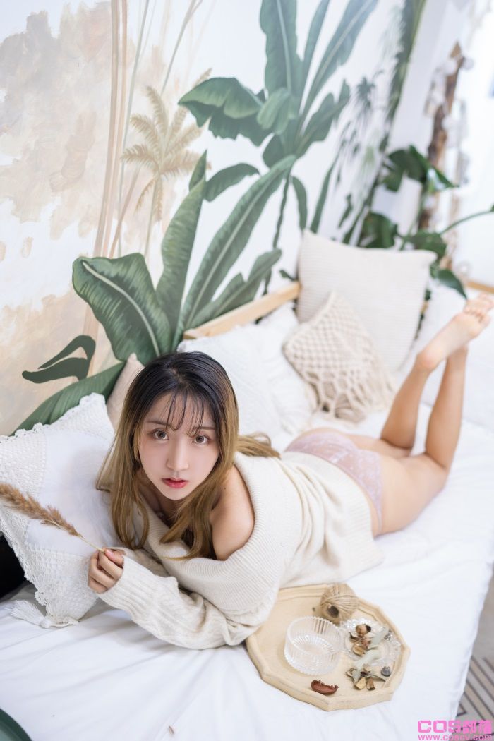 微博红人动漫Coser@-黑川-年上彼女 白色毛衣【12P/125MB】(图2)