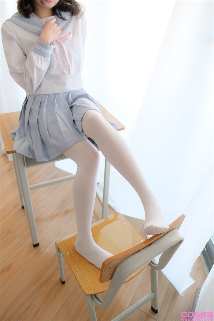 罗利丝控-喵写真 Vol.023 回到学生时代【65P/626MB】(图2)