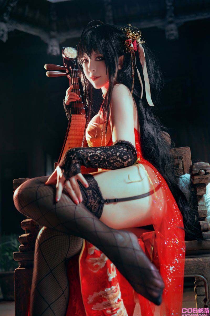 微博人气Coser@半半子 大凤旗袍【40P/140MB】(图2)
