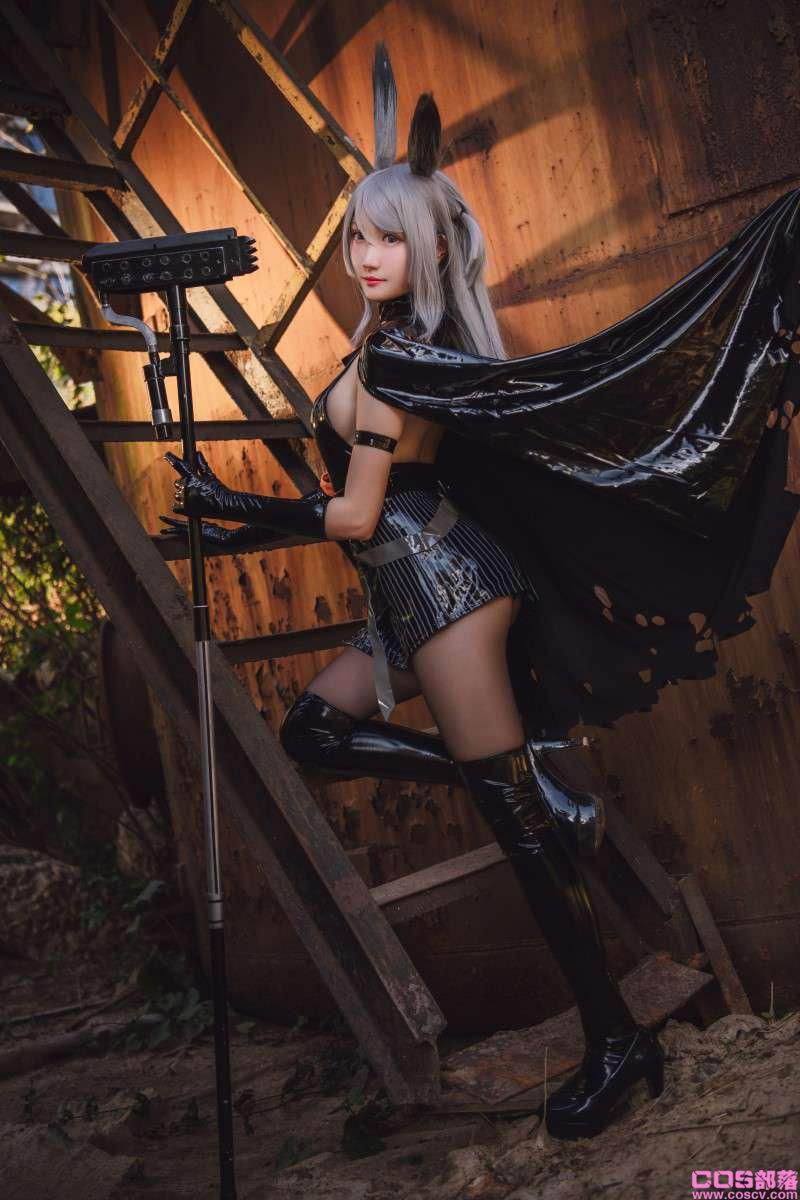 动漫Coser@瓜希酱 暴行【15P/74MB】(图3)
