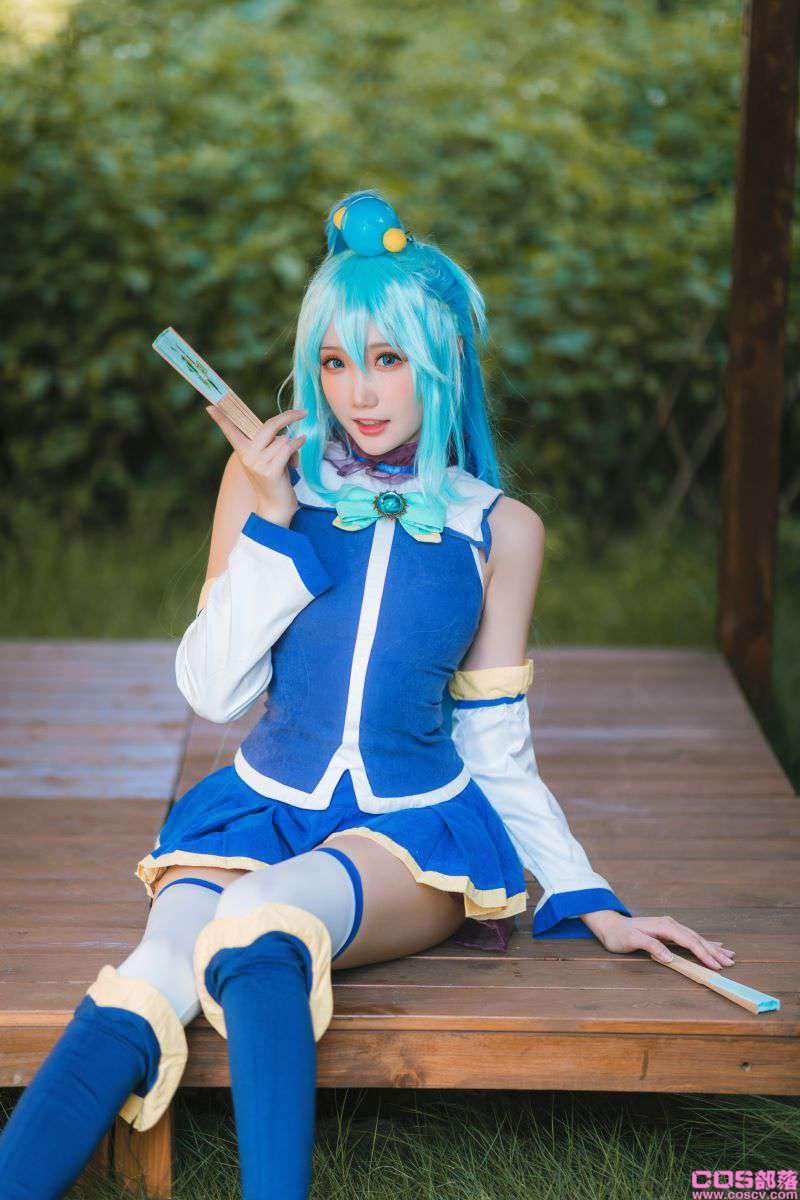 动漫Coser@瓜希酱 阿库娅单人+与惠惠双人【18P/115MB】(图3)