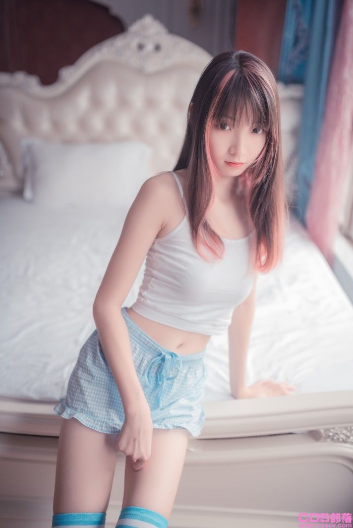 风之领域写真 No.014 蓝白条长袜【50P/256MB】(图2)
