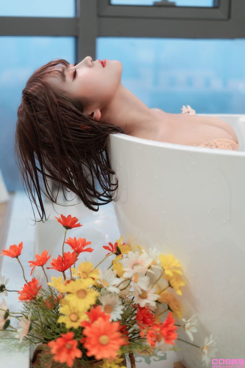 知名动漫博主@三度_69 蓝睡裙【17P/48MB】(图3)