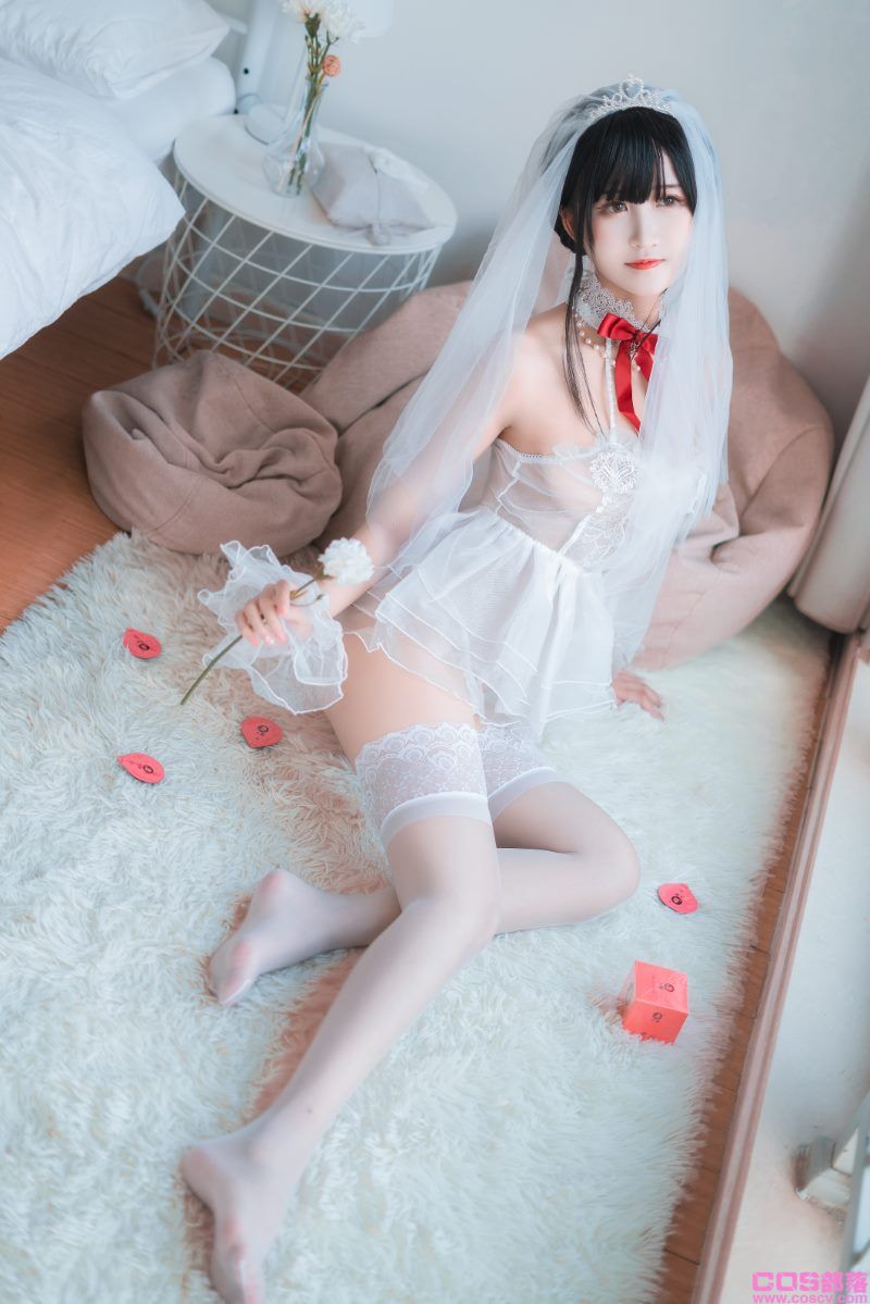 知名动漫博主@三度_69 婚纱孔雀翎【24P/388MB】(图2)