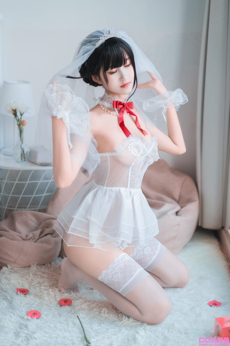 知名动漫博主@三度_69 婚纱孔雀翎【24P/388MB】(图3)