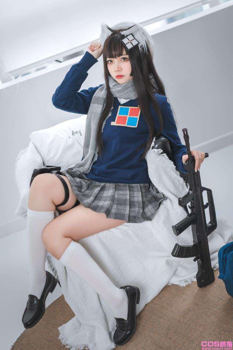 人气动漫博主@二佐Nisa 少前95式jk【13P/194MB】(图3)
