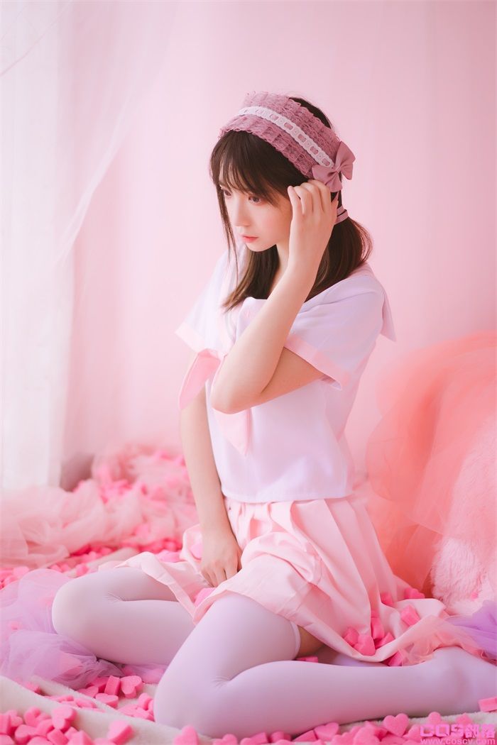 网紅妹纸@疯猫ss - 丝袜狂想曲(粉)【54P/623MB】(图2)