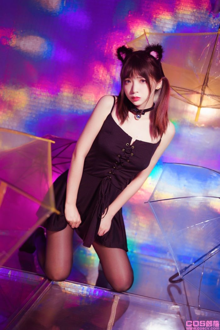 网紅妹纸@疯猫ss - 丝袜狂想曲(光)【34P/361MB】(图3)