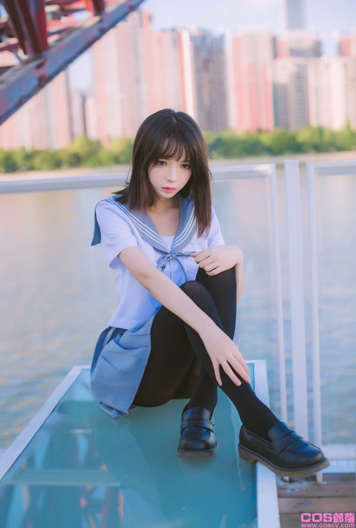 网紅Coser@疯猫ss – 海边【15P/150MB】(图3)