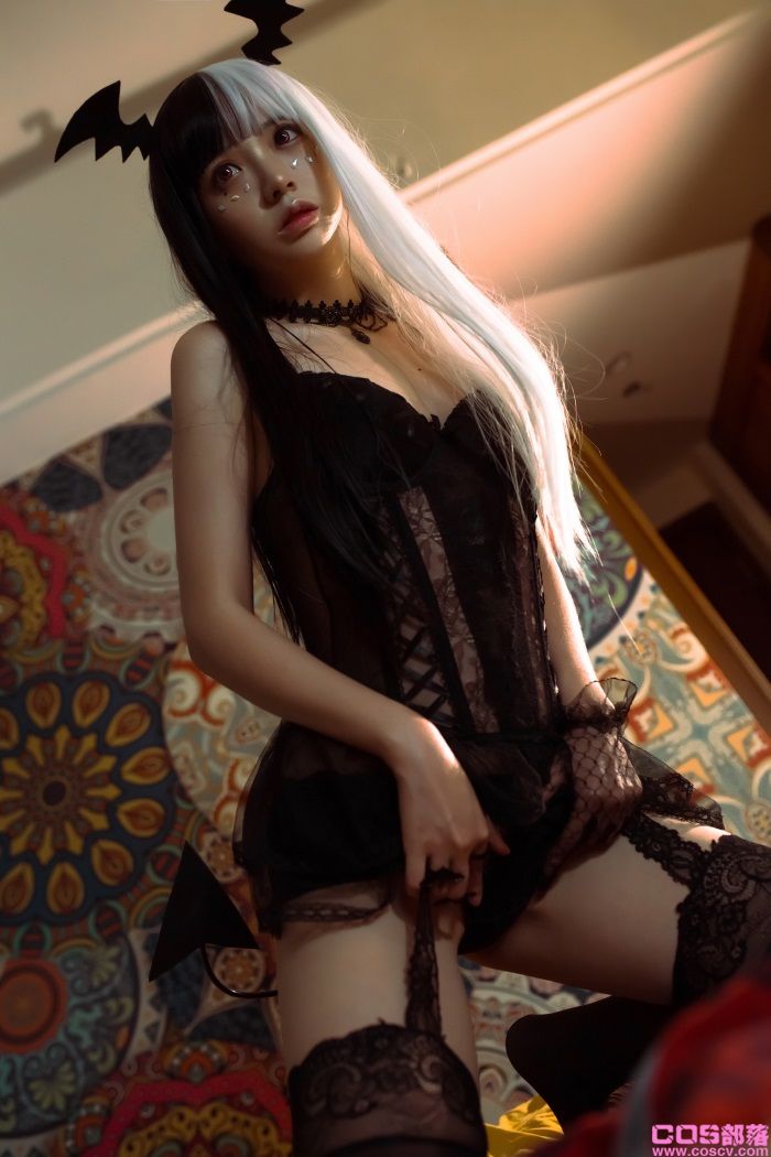 网紅Coser@疯猫ss - 万圣小恶魔【47P/474MB】(图2)