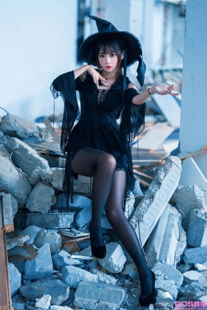 网紅Coser@疯猫ss - 巫女【27P/386MB】(图2)