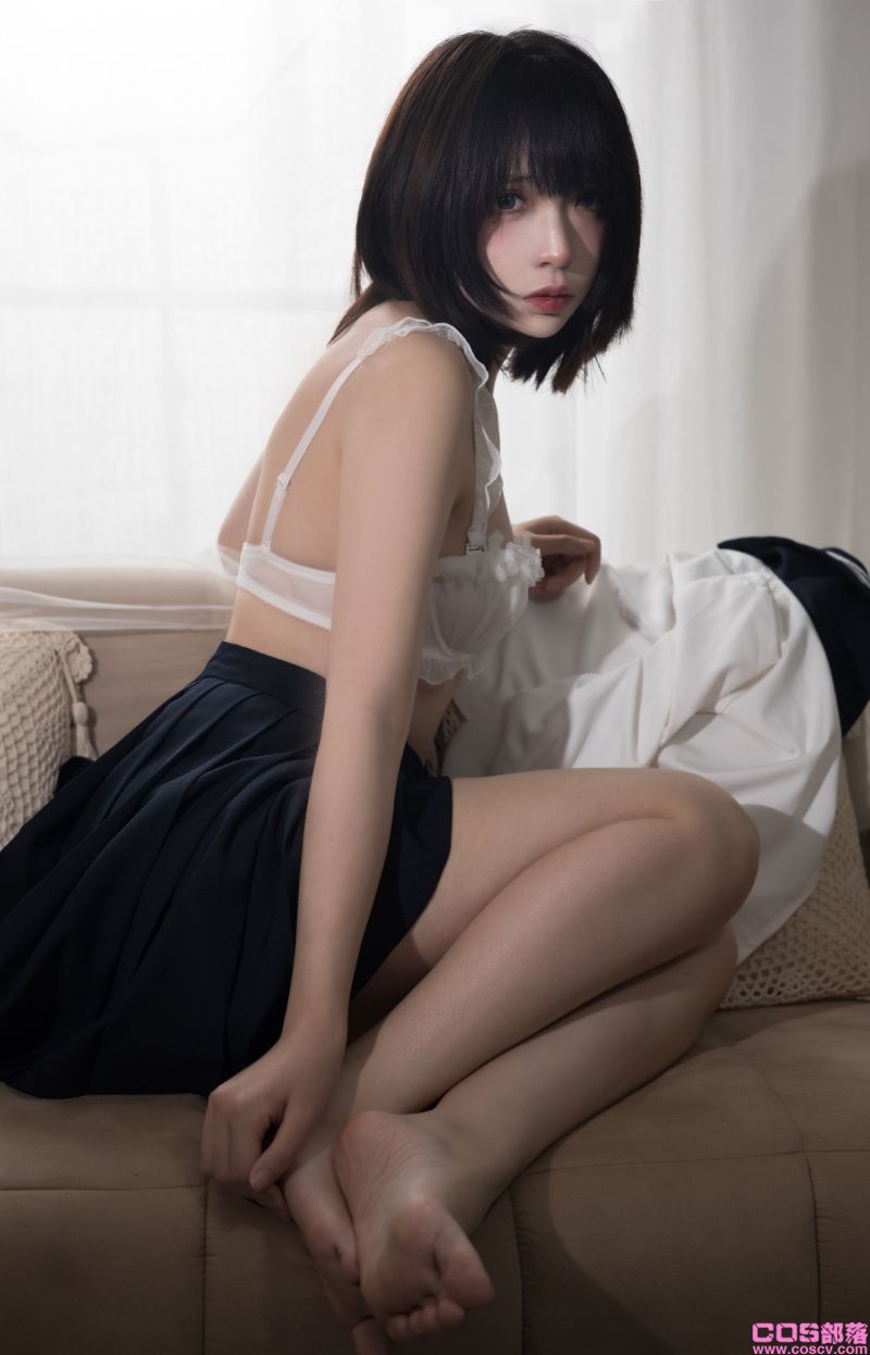 网紅Coser@疯猫ss 病娇JK【40P/624MB】(图4)