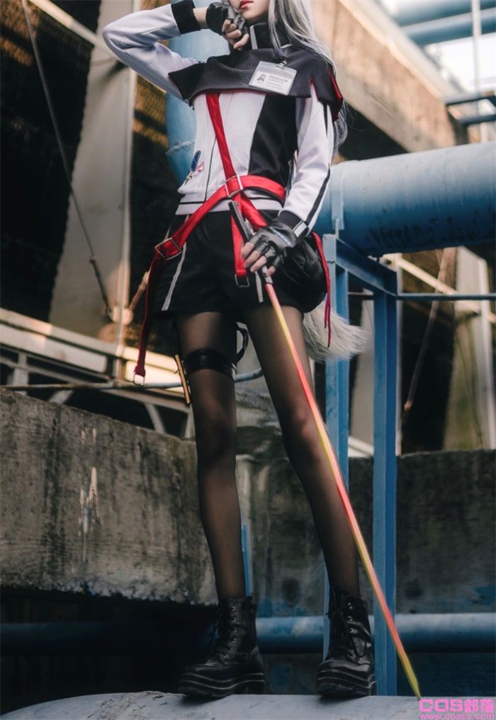 微博红人动漫Coser@南桃Momoko 得克萨斯常服【16P/30.8MB】(图2)